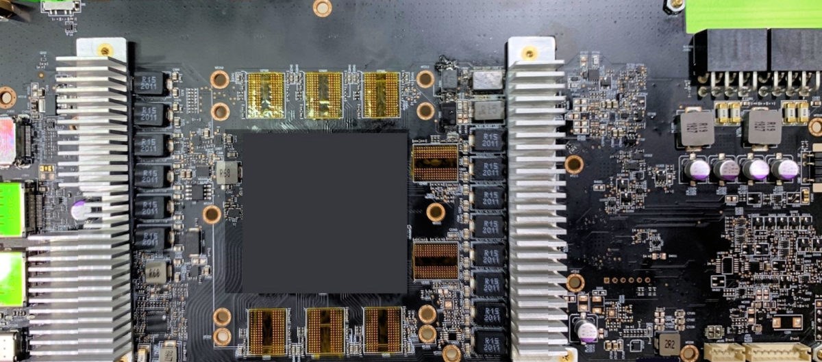 RX 6000 mühendislik örneği kart sızdı: RX 5700 XT’ye benziyor