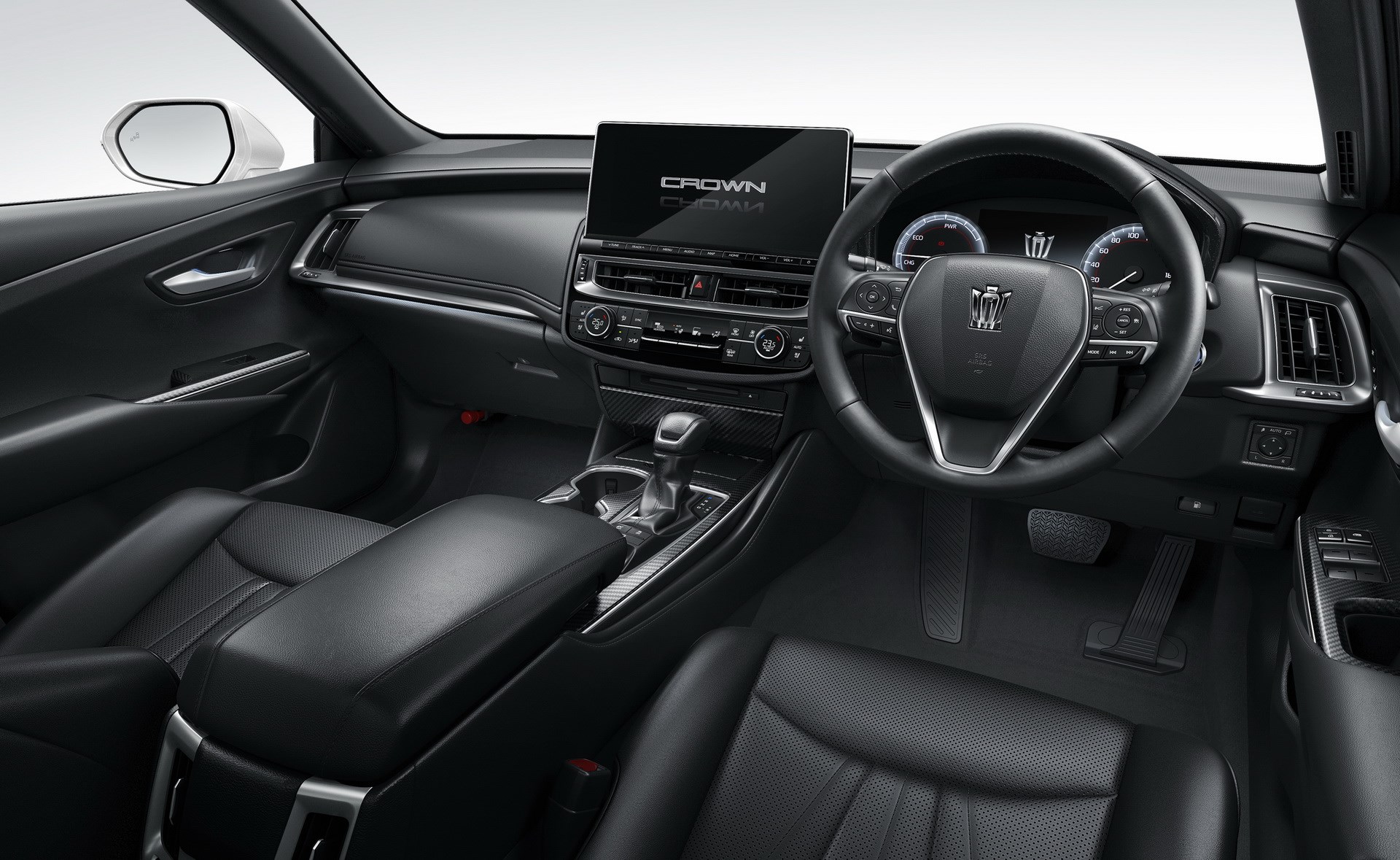 2021 Toyota Crown tanıtıldı: Teknoloji odaklı güncellemeler
