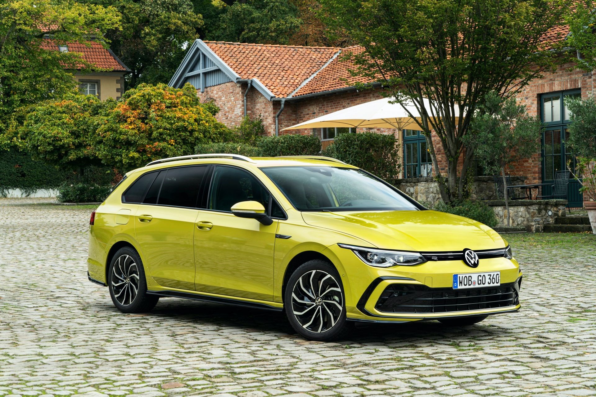 Yeni Volkswagen Golf Variant ve Golf Alltrack'ın tasarımlarına yakından bakın