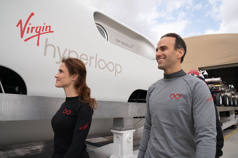 Virgin Hyperloop, ilk insanlı testi başarıyla tamamladı