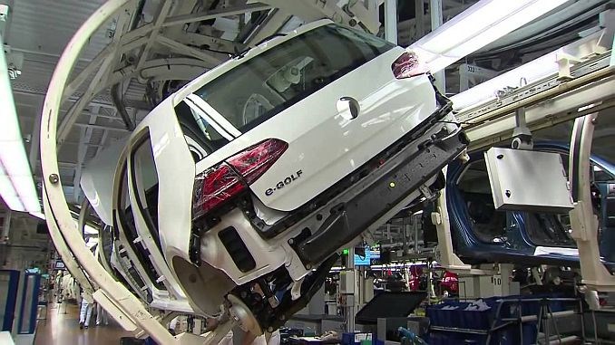 Türkiye'ye yatırım yapmaktan vazgeçen Volkswagen, Slovakya'yı seçti