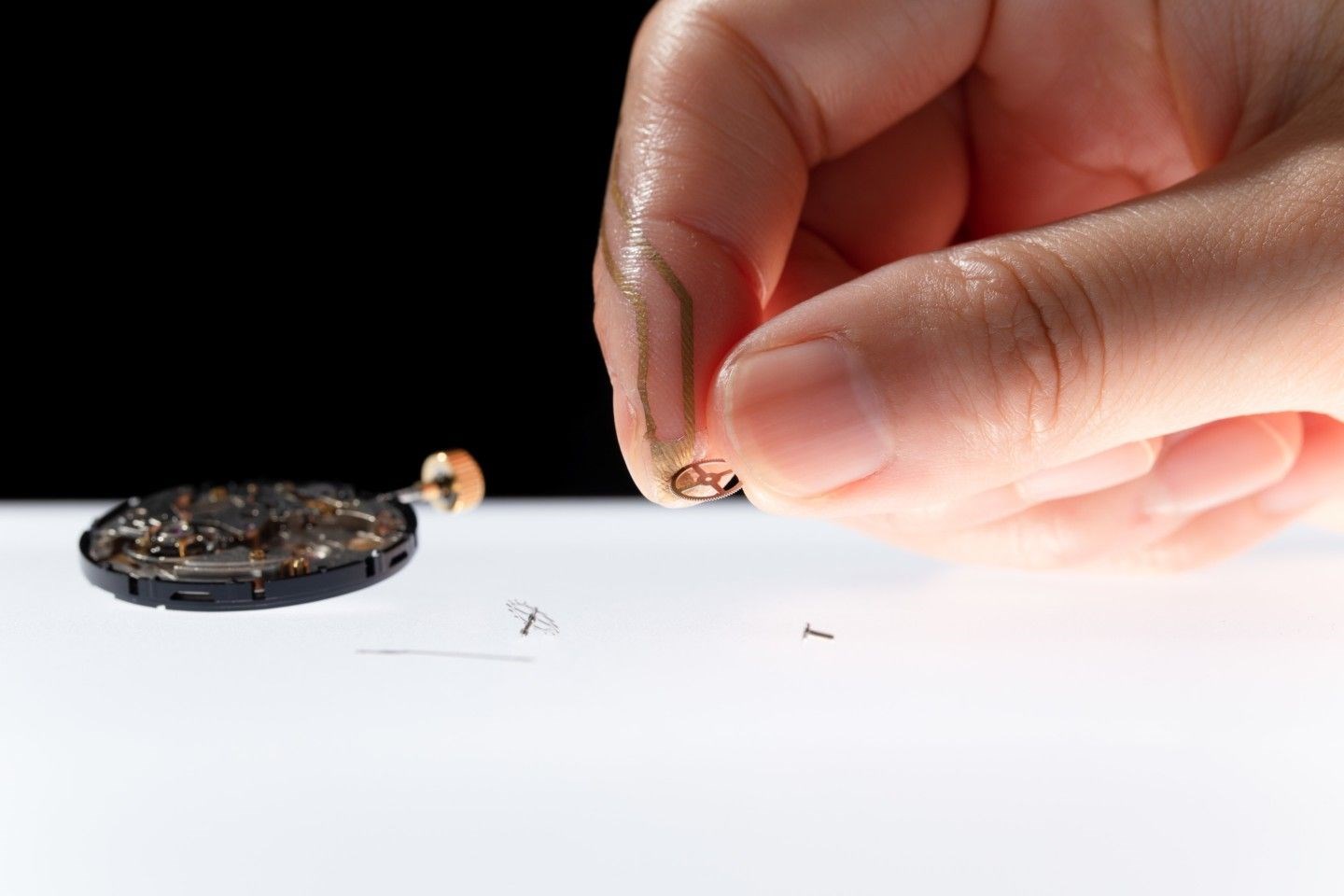 Küçük dokunuşları algılayabilen parmak sensörü geliştirildi