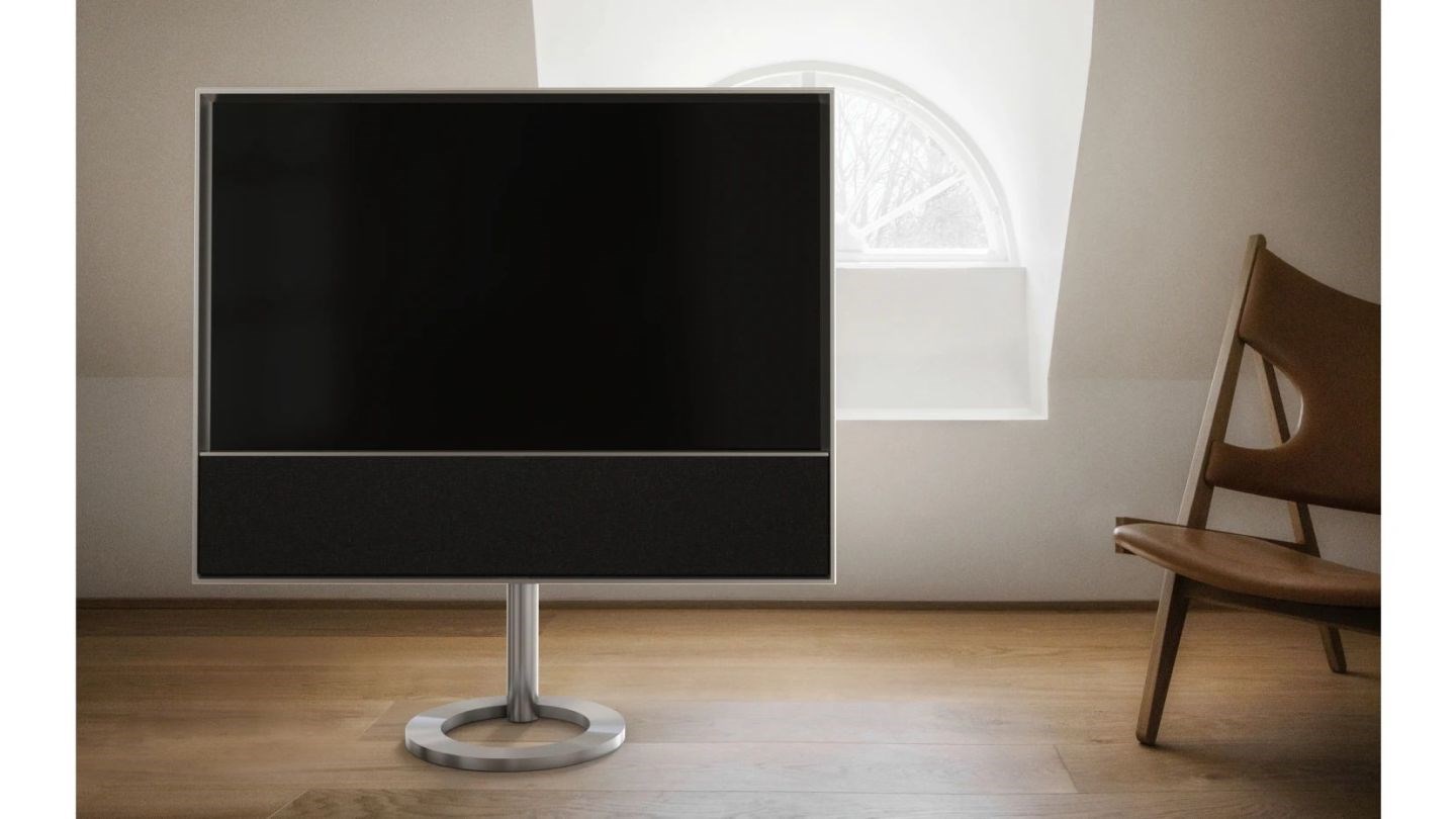 B&O ilk 48 inçlik OLED televizyonu için LG ile iş birliği yaptı