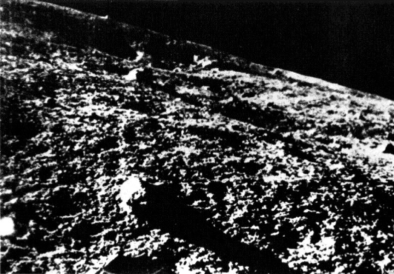 Ay yüzeyine iniş yapan Chang’e 5, uydumuzun 119 megapiksellik panoramik fotoğrafını yakaladı