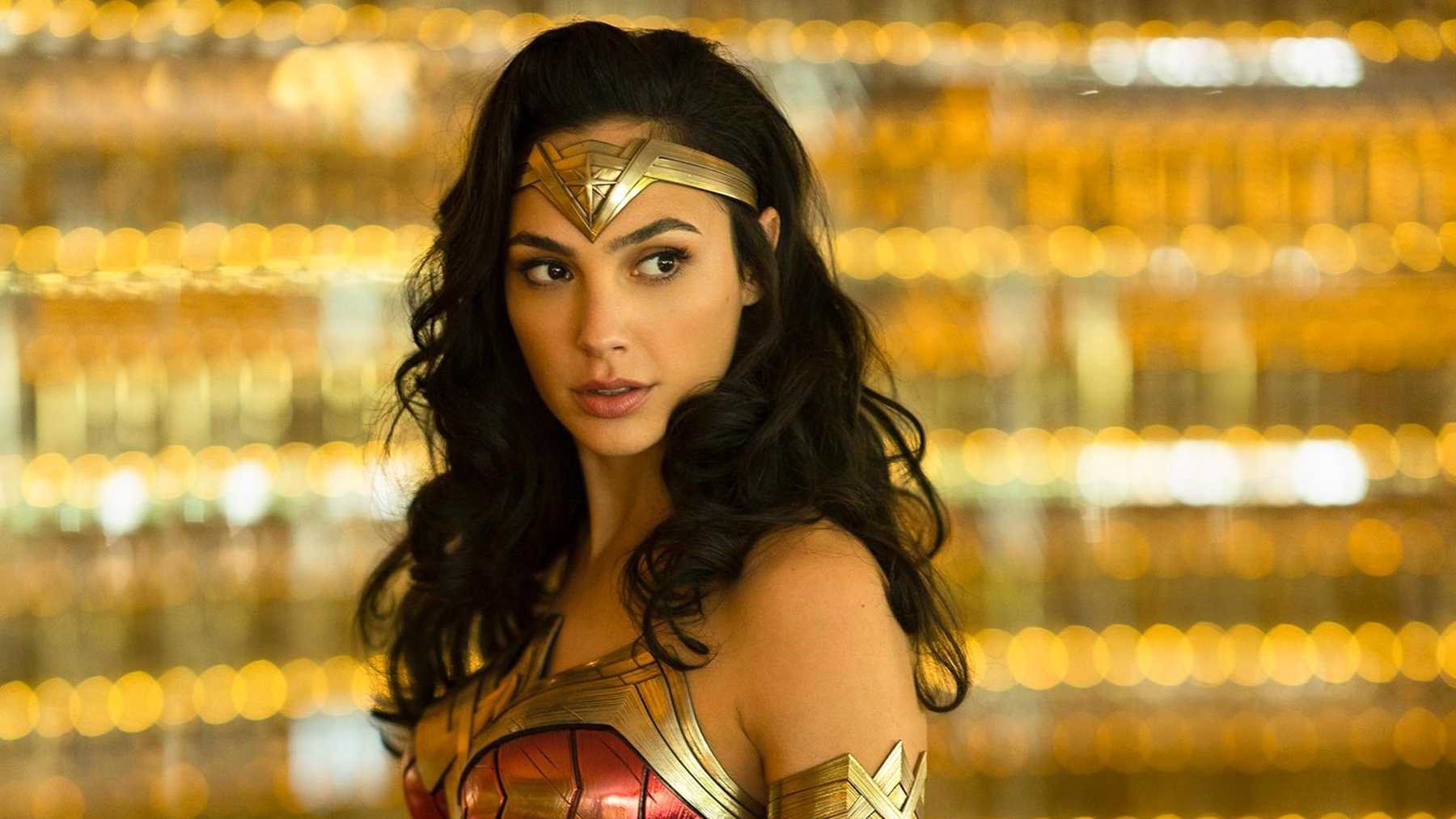 Wonder Woman 1984 filminden aksiyon dolu bir sahne paylaşıldı