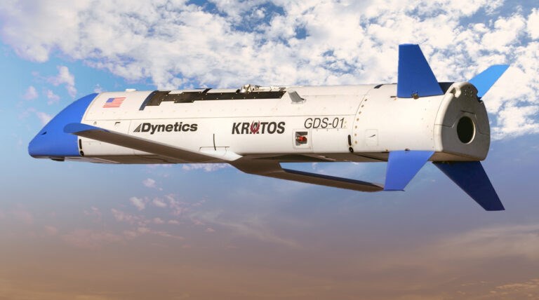 DARPA, Gremlin sürü İHA projesinde dronları havada yakalama testlerine devam ediyor