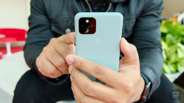 Pixel telefonlarda 'Uyarlanabilir Şarj' kullanımı için gerekli detaylar belli oldu