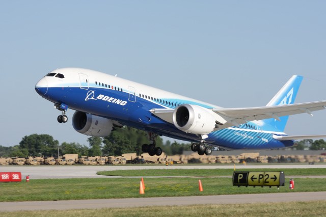 Boeing, 2030 yılına kadar yenilenebilir yakıt kullanan ticari uçakları teslim etmeye başlayacak