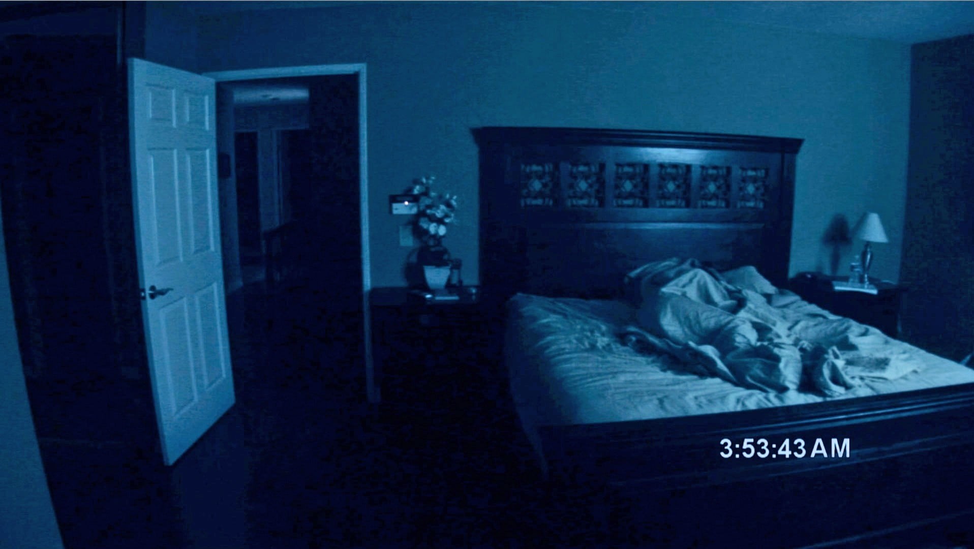 Popüler korku filmi serisi Paranormal Activity geri dönüyor