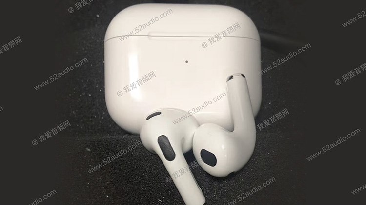 Apple'ın üçüncü nesil AirPods kulaklık modelinin fotoğrafları sızdı