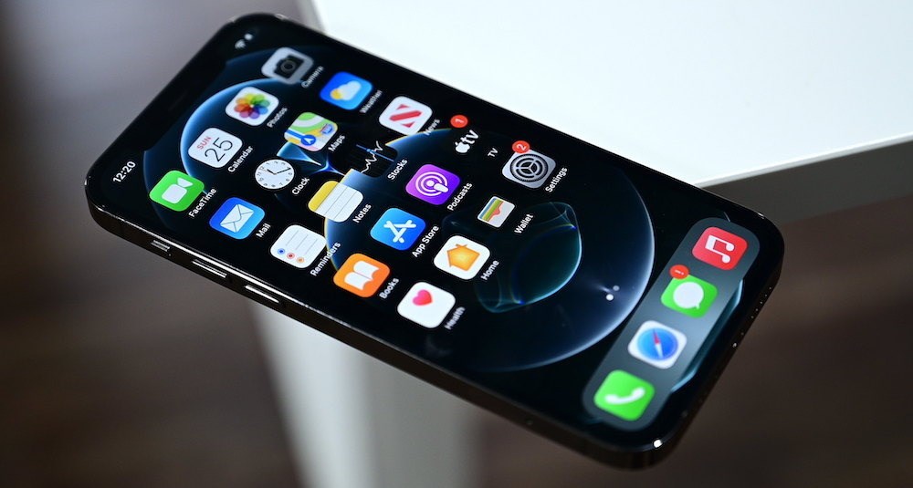 iPhone 13 OLED ekranları BOE de üretecek