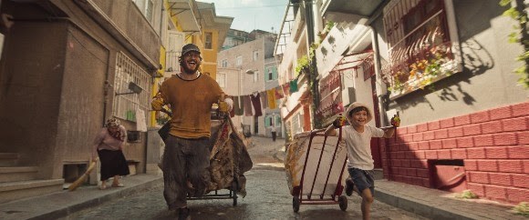 Netflix’in yeni Türk filmi Kağıttan Hayatlar’ın fragmanı yayınlandı