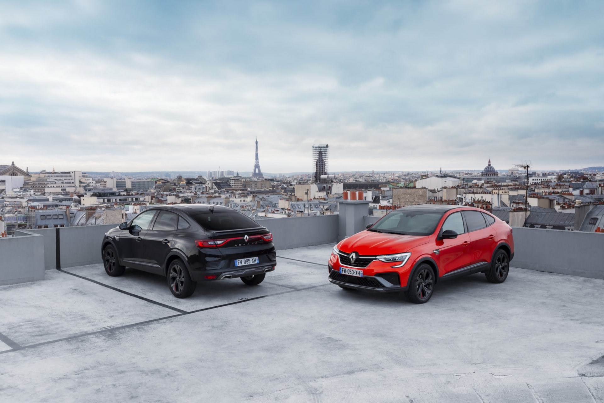 Renault Arkana'nın Avrupa macerası başlıyor: İşte fiyatı ve özellikleri