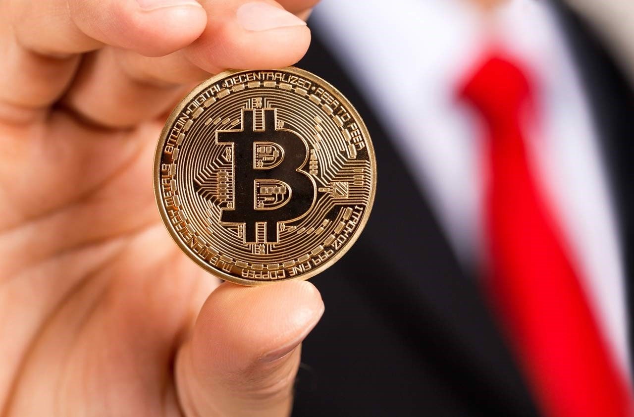 Bitcoin ilk kez 60 bin dolar sınırını geçti