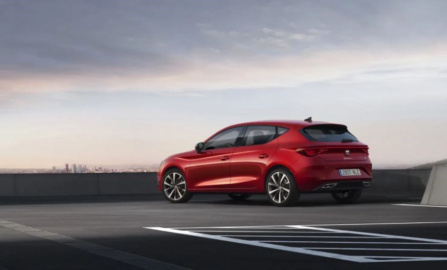 Seat Leon FR ve Style Plus bir üst ÖTV dilimine geçti, fiyatlar yükseldi