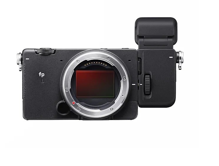 Sigma fp L en küçük tek lensli aynasız kamera iddiasında