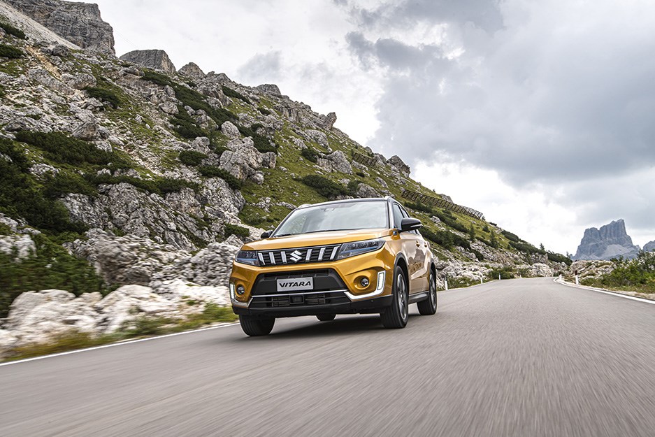 Suzuki Vitara Hibrit ve SX4 S-Cross Hibrit Türkiye'de satışa sunuldu