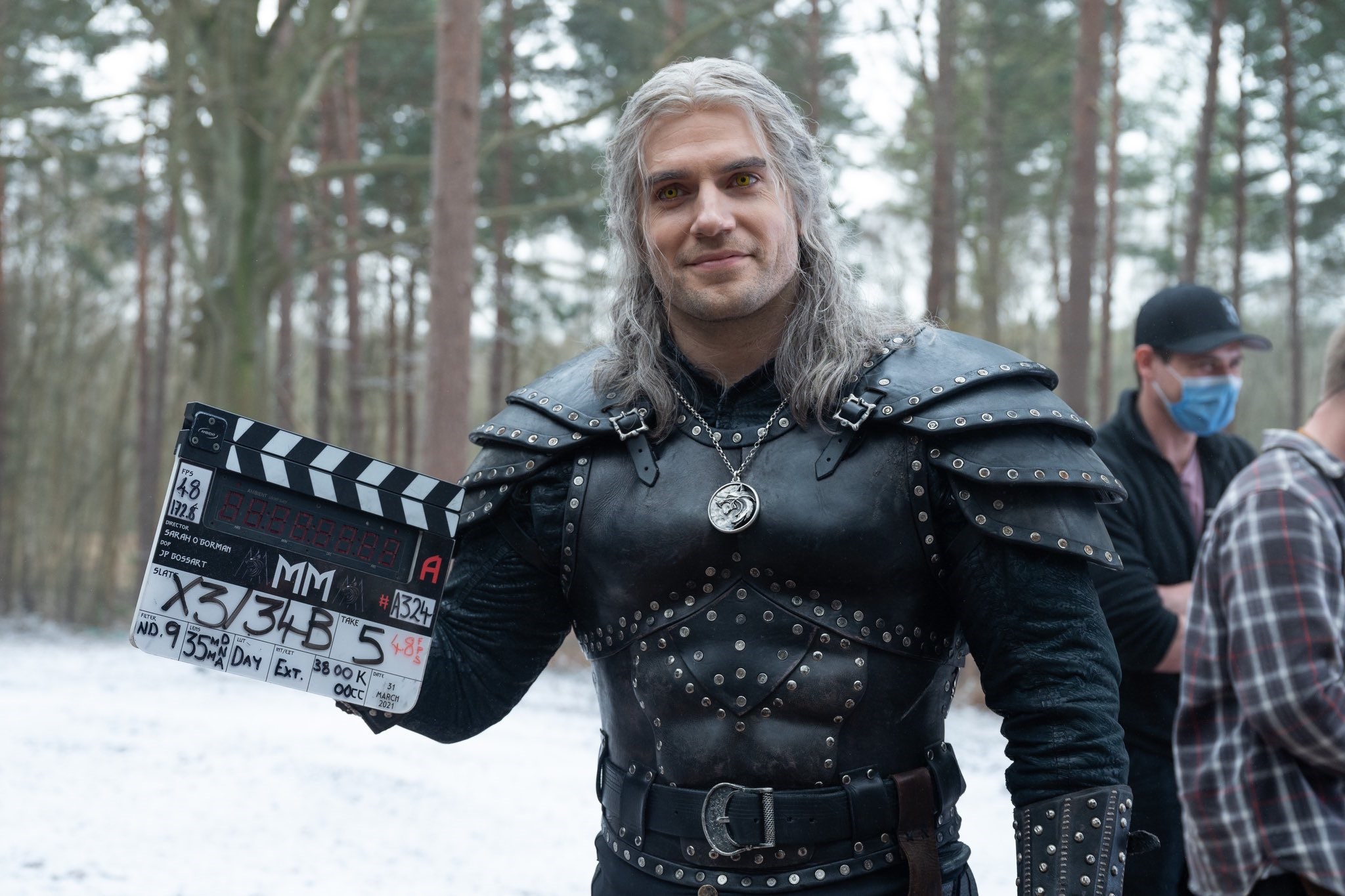 The Witcher'ın 2. sezonundan Geralt'ın bulunduğu bir görsel yayınlandı