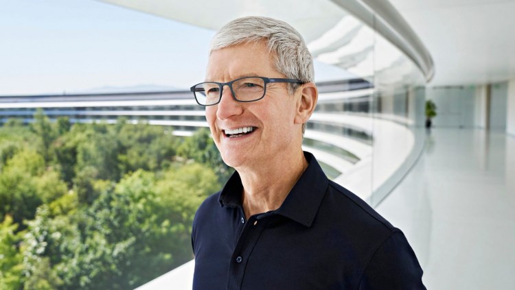 Tim Cook, 10 yıl içinde Apple'dan ayrılabileceğini söyledi: Yerine kim geçebilir?