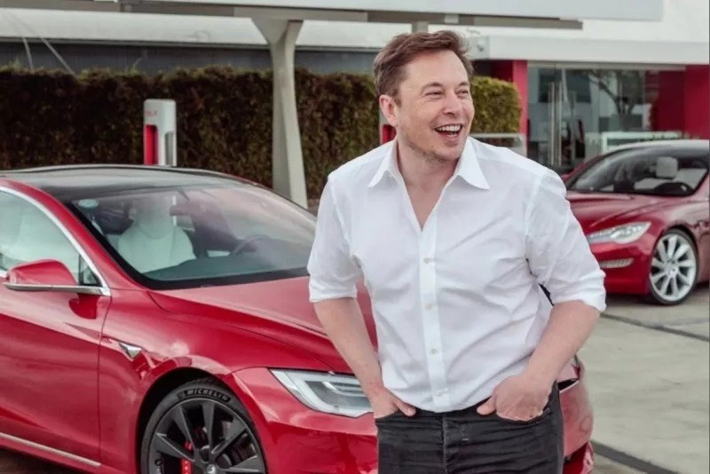 Elon Musk şimdi de kirasını Bitcoin’le ödemeye başlayabilir