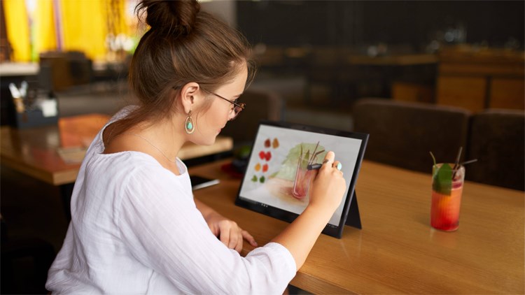 Lenovo, hibrit model de dahil olmak üzere üç yeni tablet çıkaracak