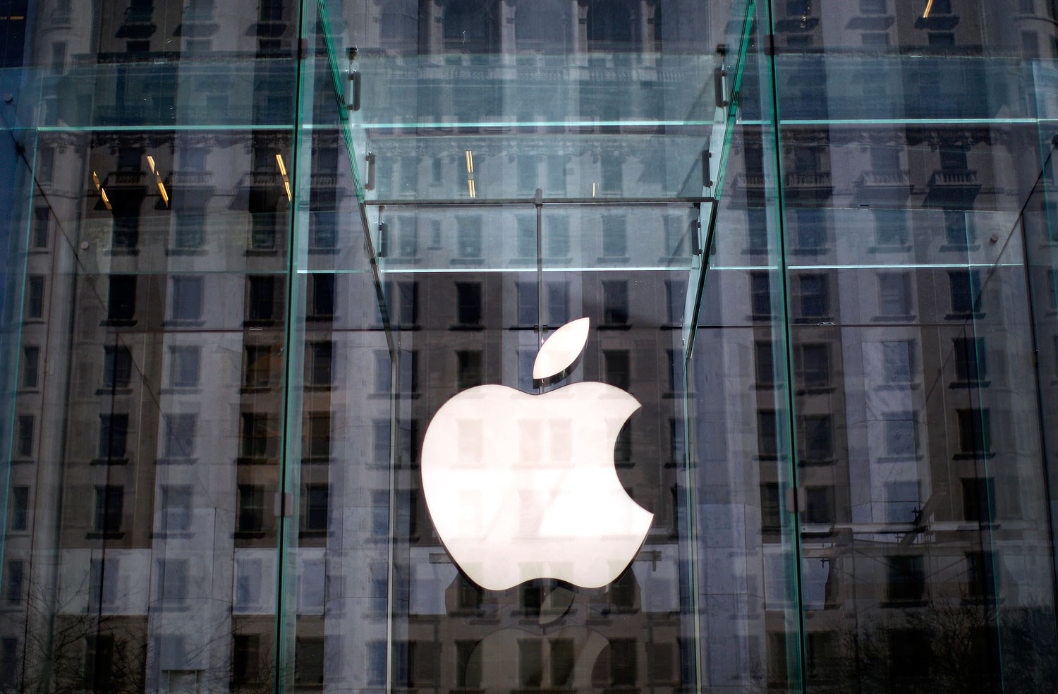 Apple'a, App Store hakimiyetini kötüye kullandığı iddiasıyla Rusya'da para cezası verildi