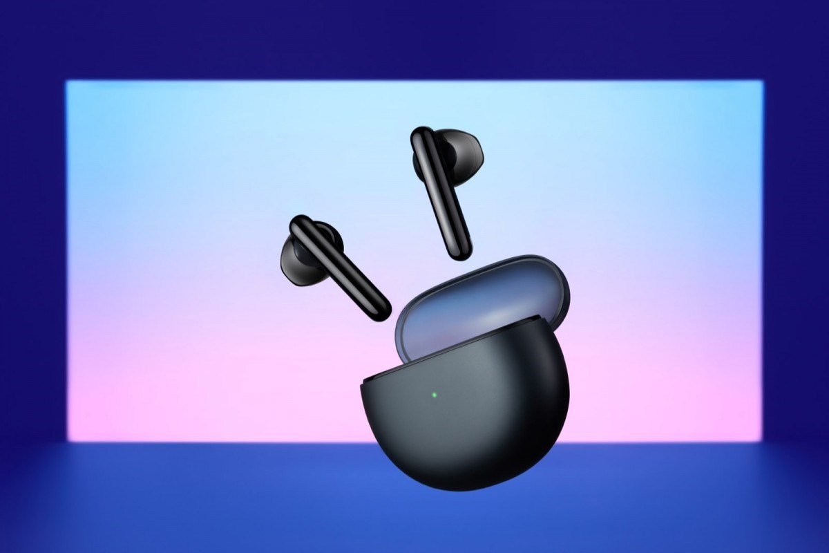 Oppo yeni akıllı bileklik ve tam kablosuz kulaklığını tanıttı