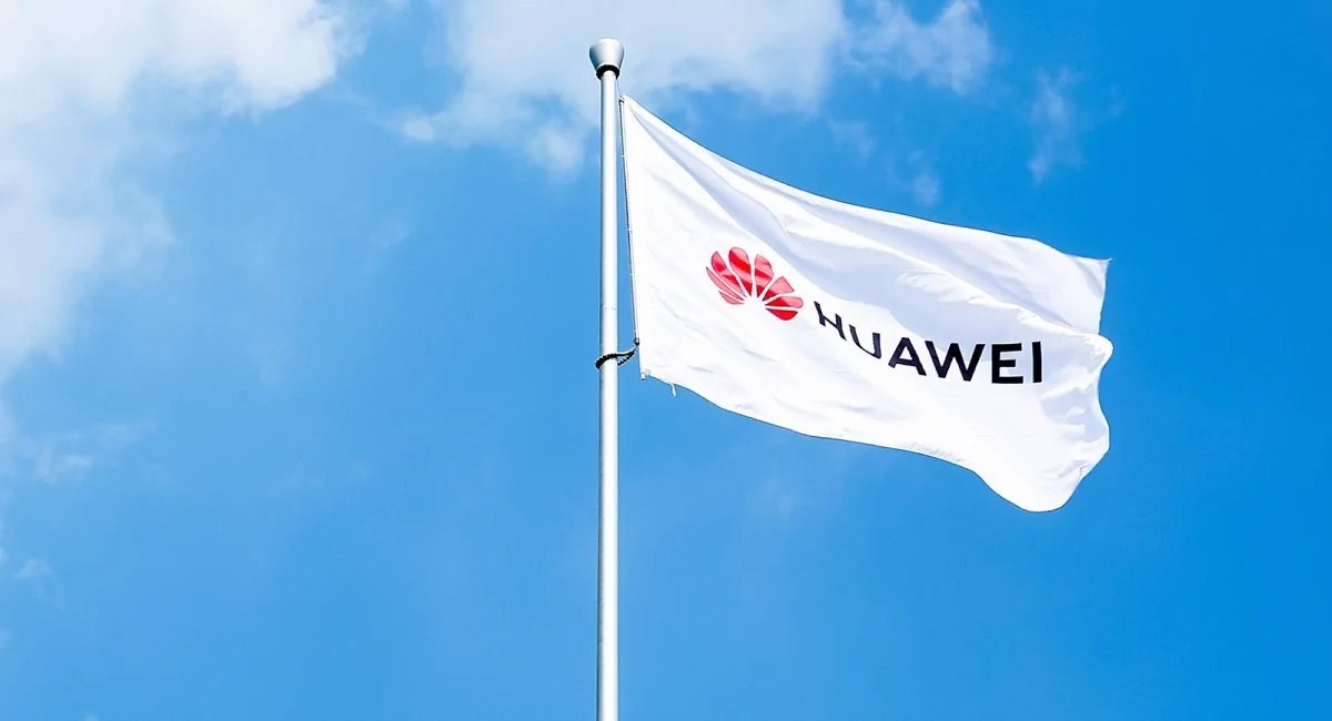 Akıllı telefon üreticileri Huawei'nin HarmonyOS işletim sistemiyle ilgileniyor