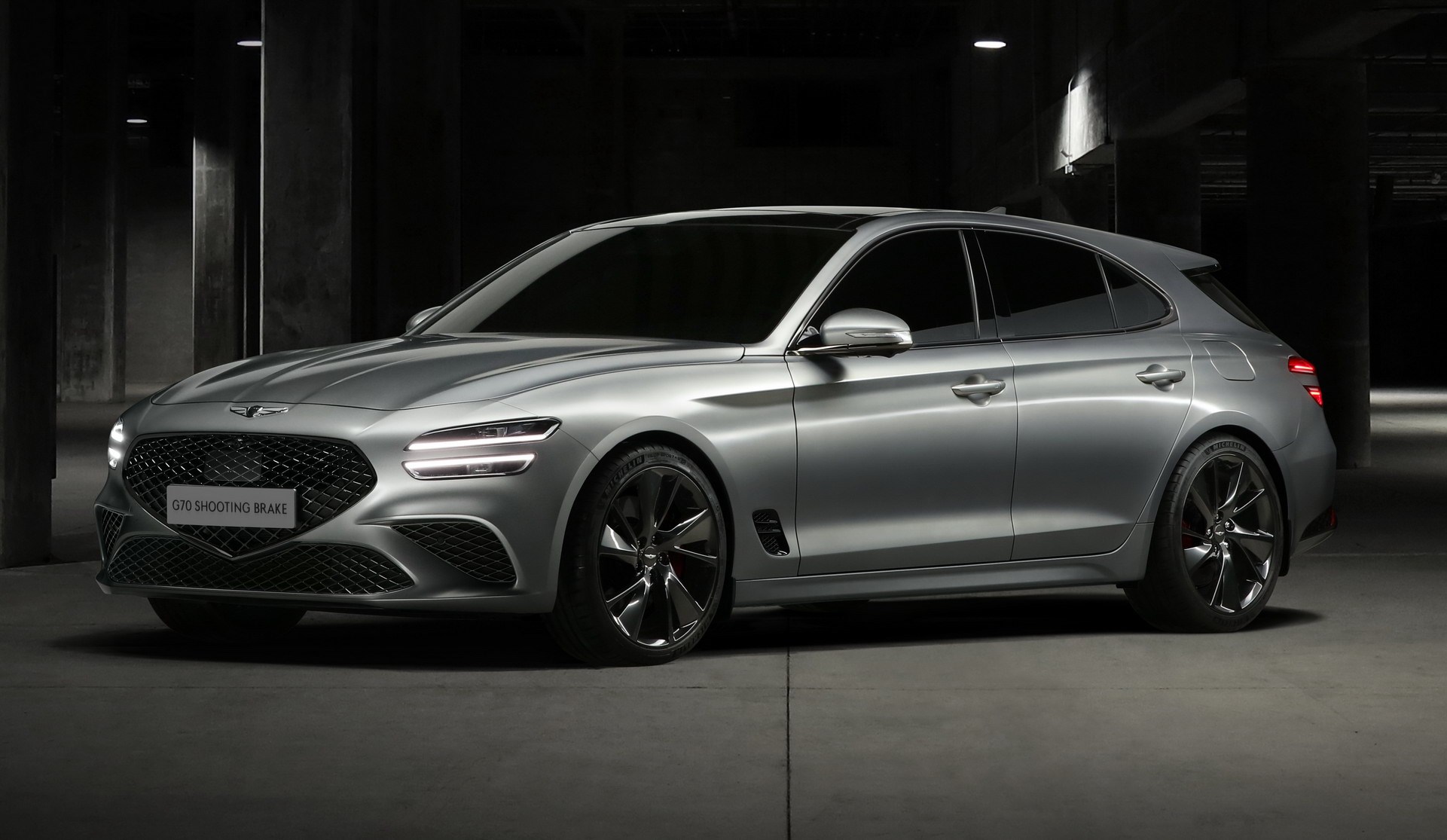 genesis g70 shooting brake ön tasarım