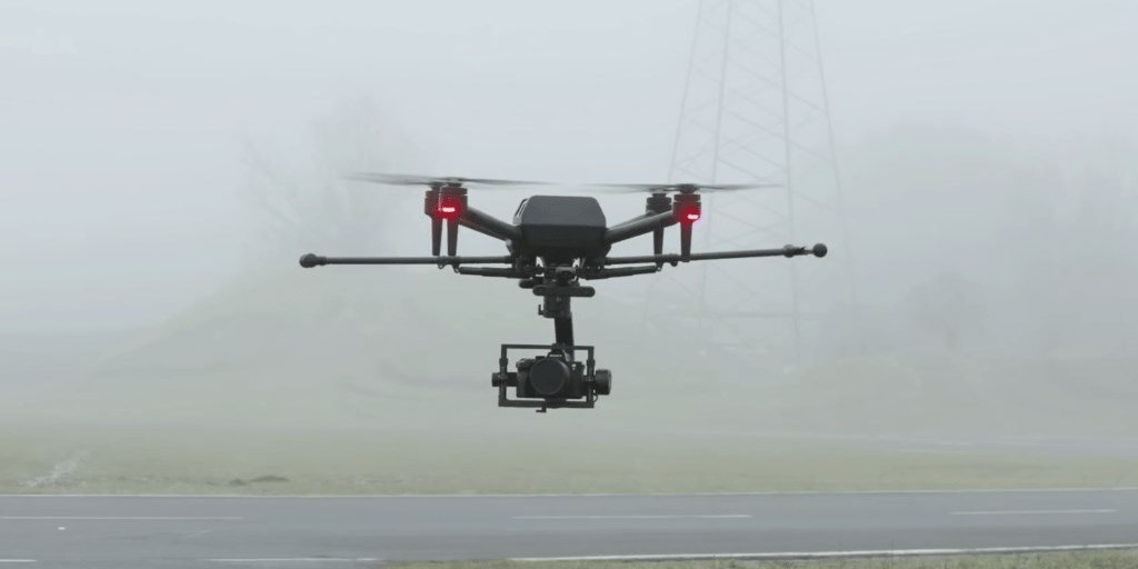 Sony, açık ve kapalı ortamda gürültü engelleme özelliği sunan dron patentine başvurdu