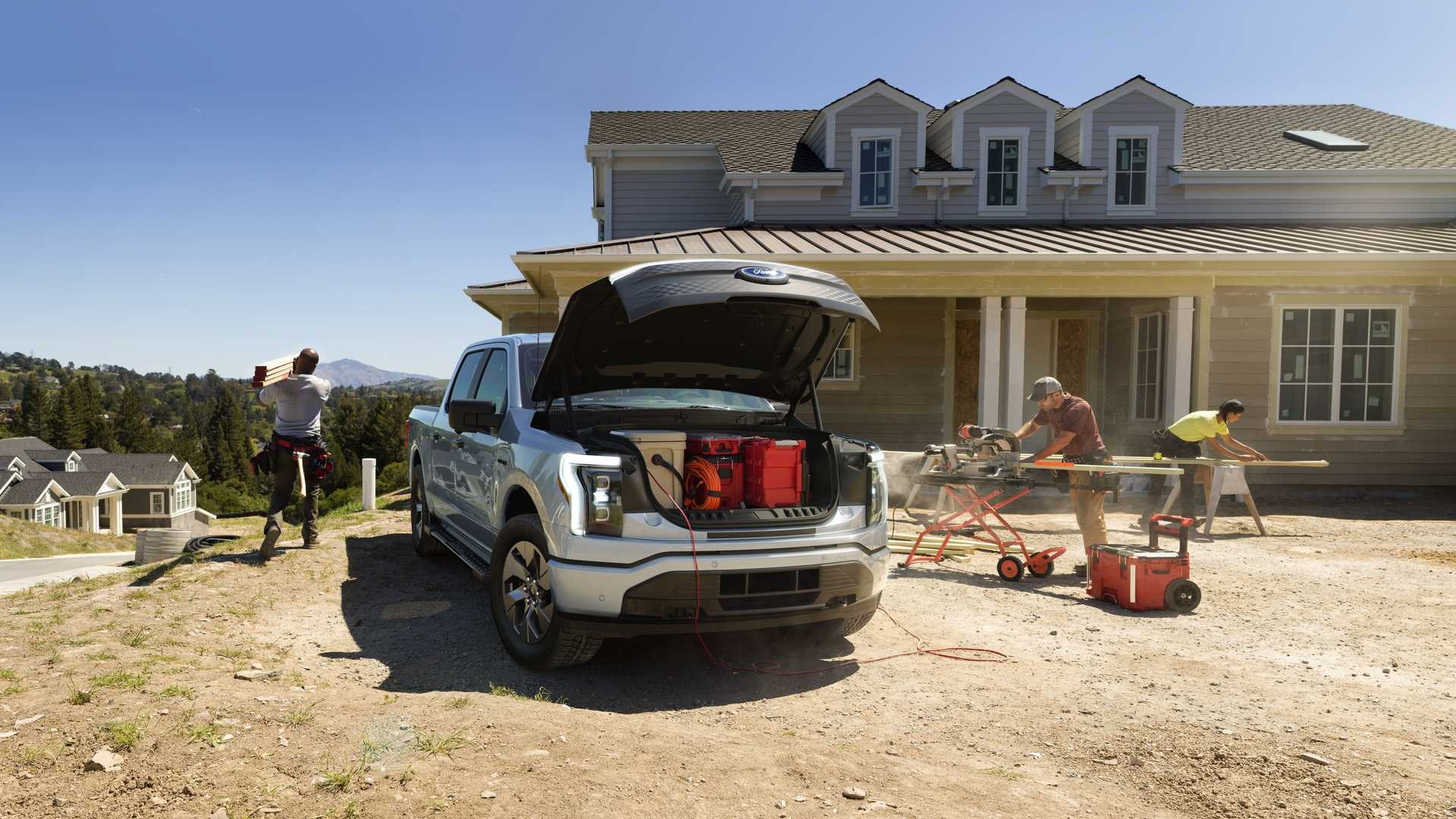 Elektrikli Ford F-150 Lightning tasarımı, fiyatı ve özellikleri