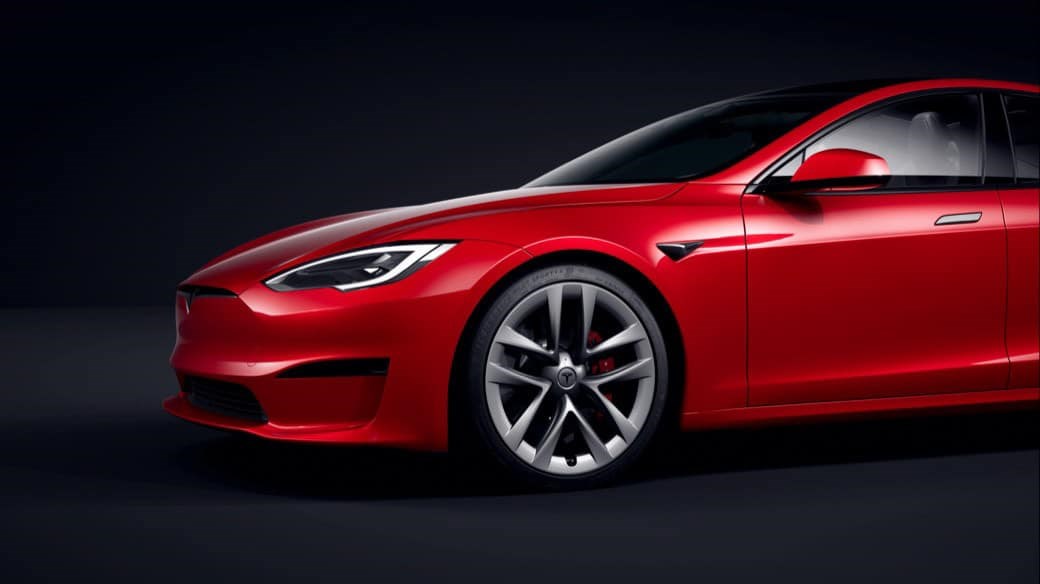 Tesla Model S Plaid bir hafta ertelendi