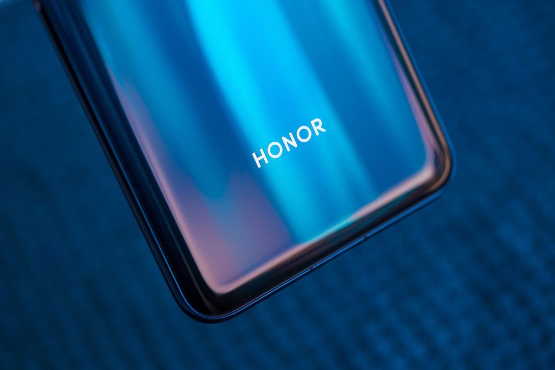 Honor X20'nin canlı görüntüsü ortaya çıktı