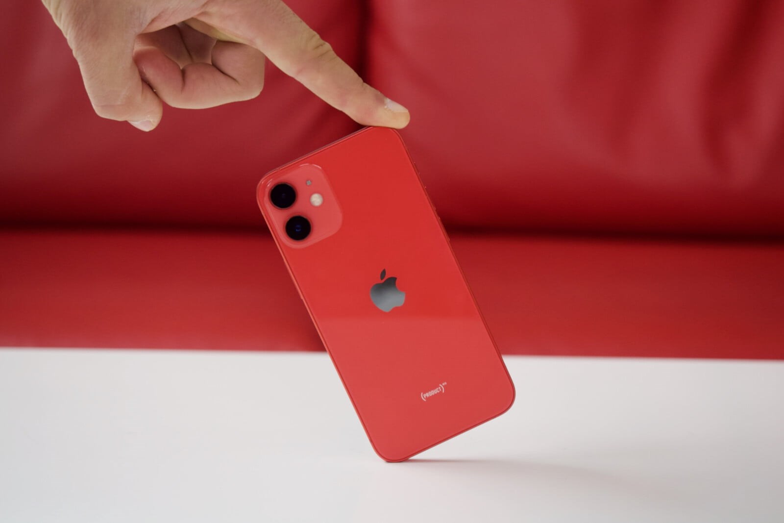 Apple, düşük talep nedeniyle iPhone 12 mini üretimini sonlandırdı