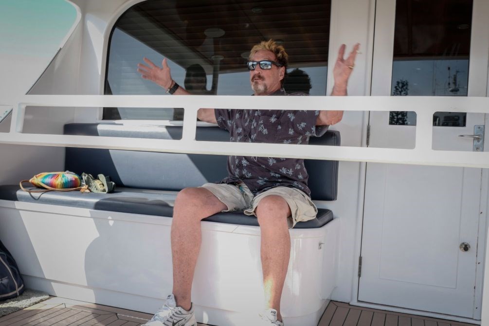 John McAfee tutulduğu hapishanede hayatına son verdi