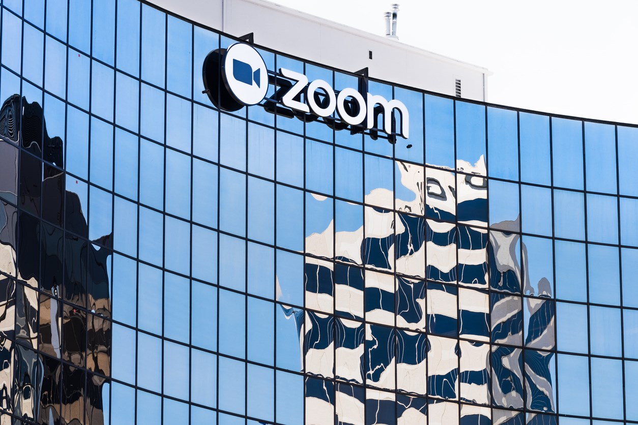Zoom, gerçek zamanlı çeviri yapan bir yapay zekâ şirketi satın aldı