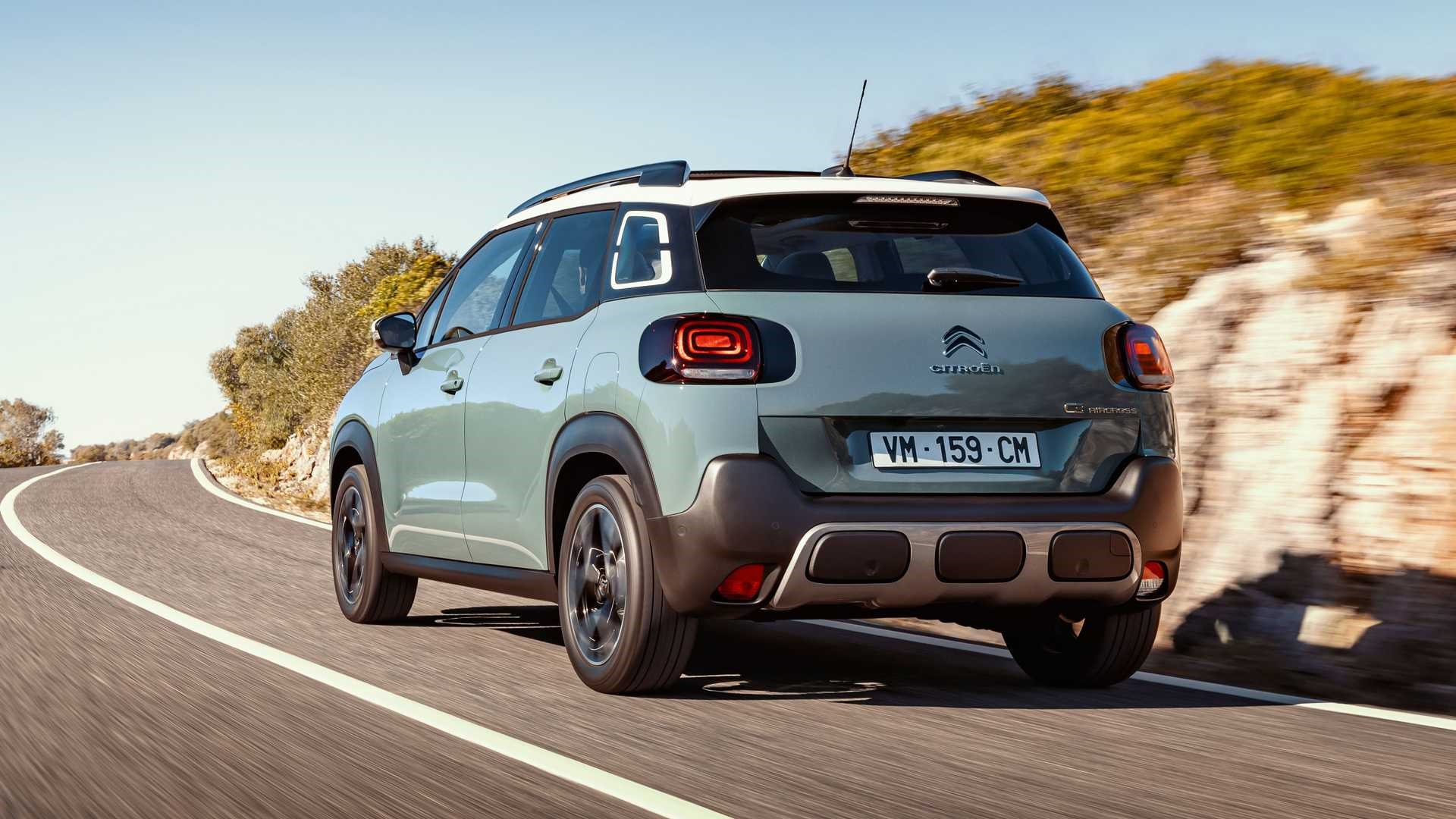 yeni c3 aircross arka tasarım