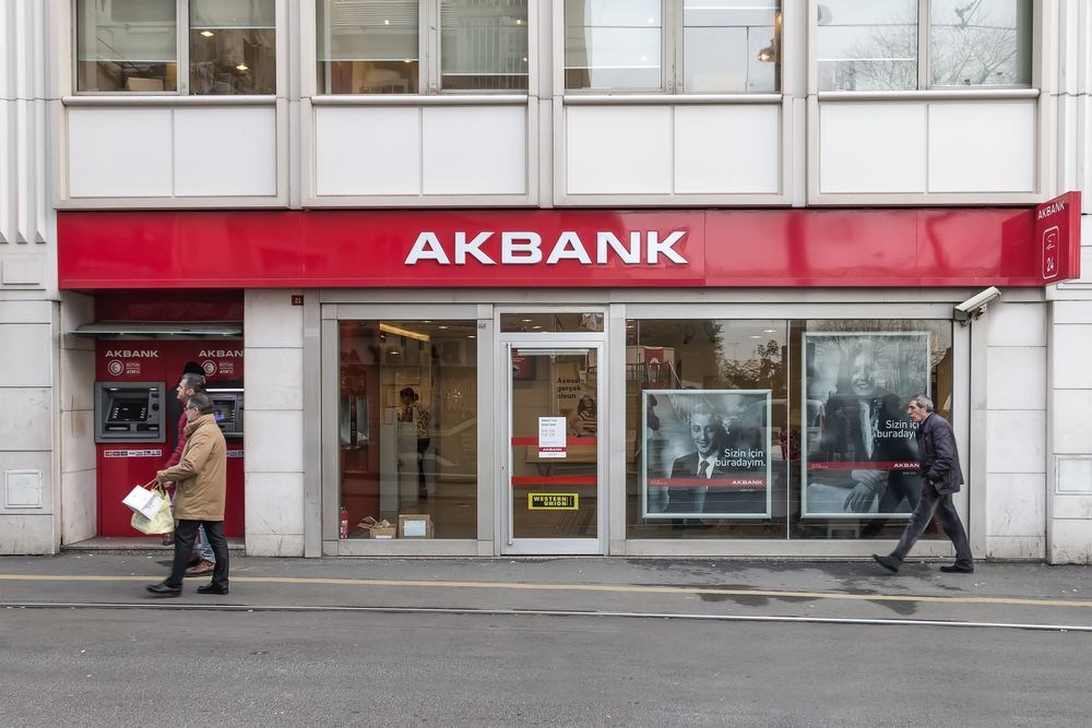 Akbank'taki çökme sorunu düzeldi mi?
