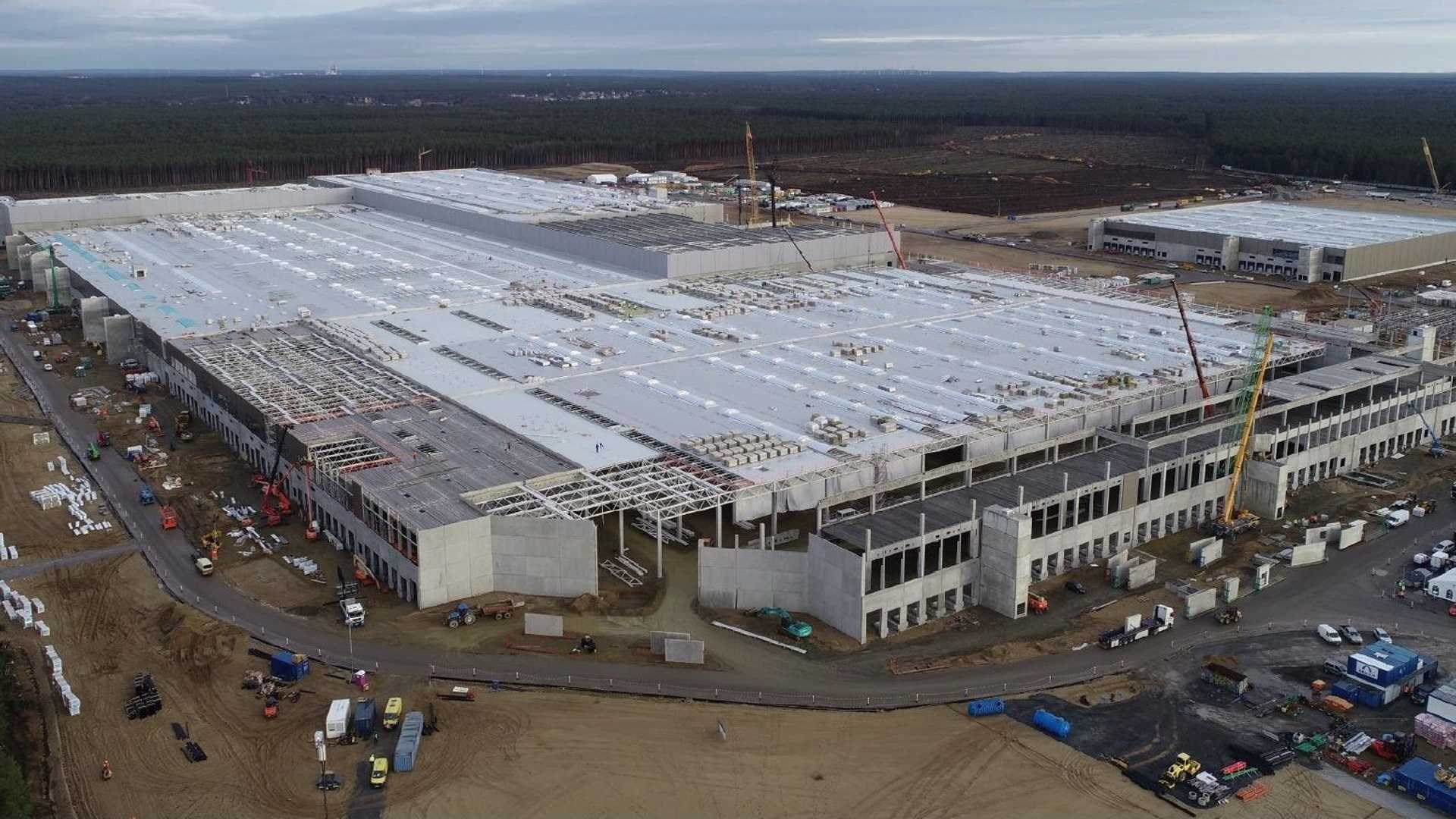 Tesla, Almanya’da kurulan yeni fabrikası yüzünden ceza yiyebilir