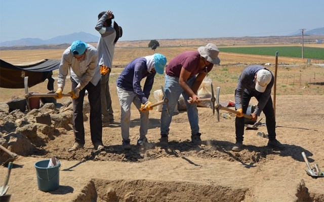 Zincirli Höyük kazısında Orta Çağ eserleri bulundu