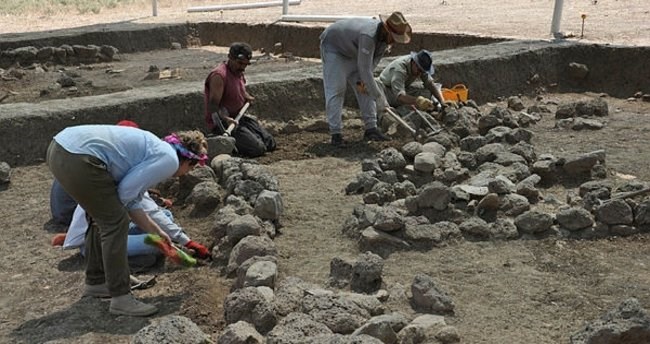 Zincirli Höyük kazısında Orta Çağ eserleri bulundu