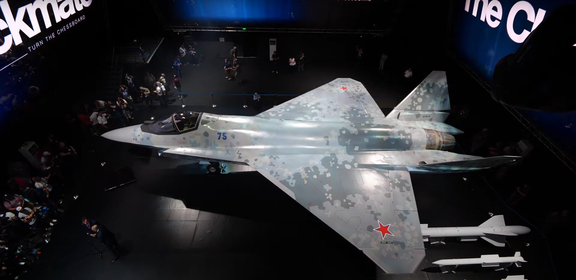Rusya'nın yeni 5. nesil tek motorlu savaş uçağı tanıtıldı: 'Checkmate'
