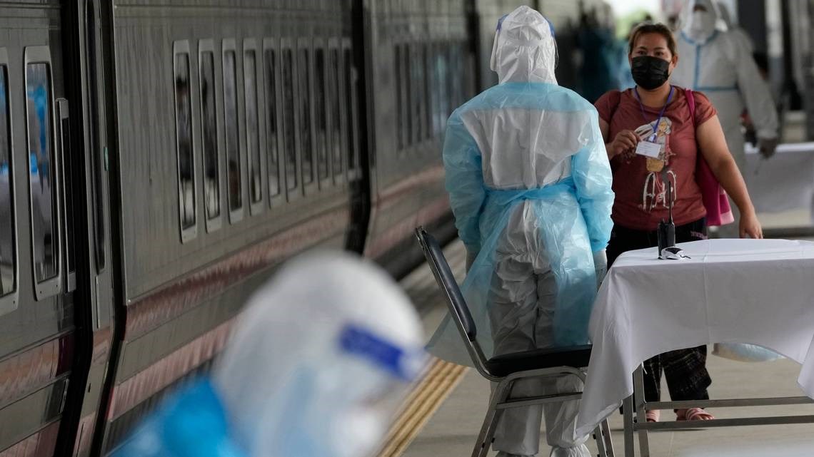 Tayland, Covid-19 hastalarını trenle memleketlerine gönderiyor