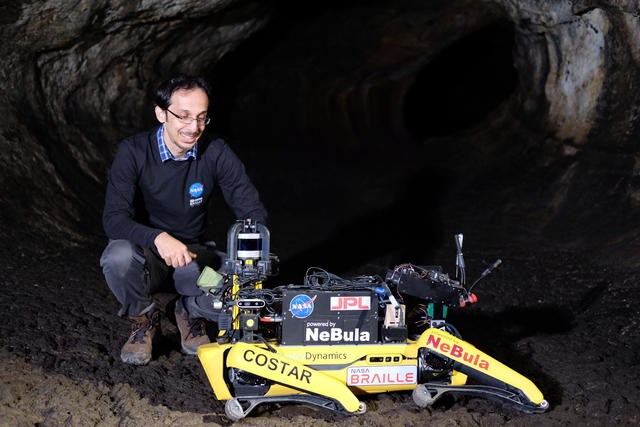 NASA, Mars'taki mağaraların keşfi için robotlar geliştiriyor
