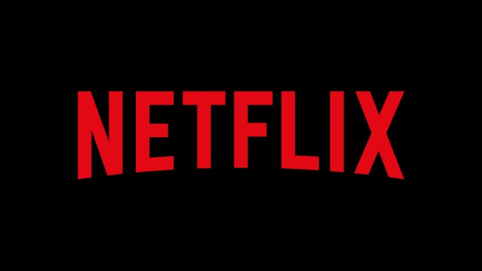 Netflix'in Red Notice filminden yeni bir görsel paylaşıldı