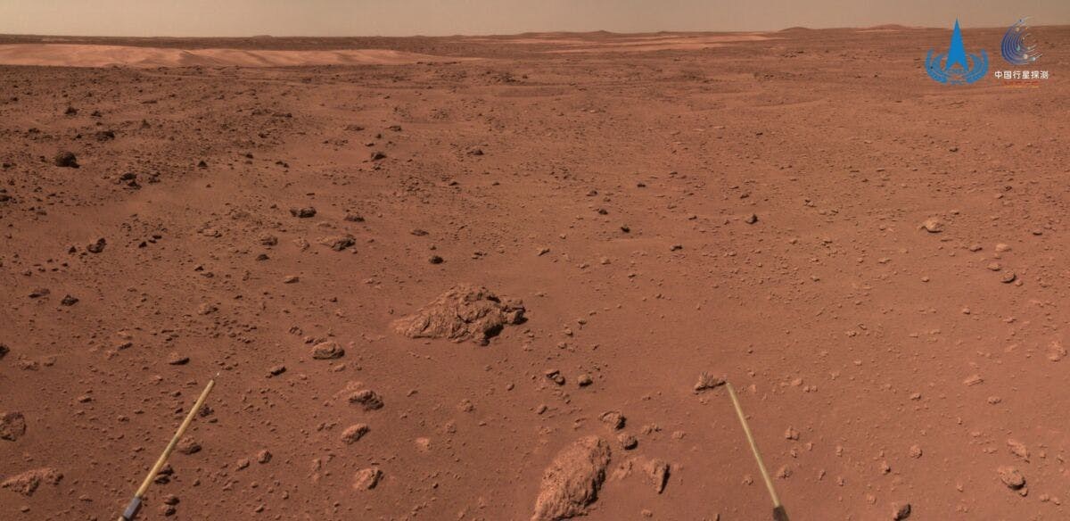Çin, Mars yüzeyinden yeni fotoğraflar yayınladı