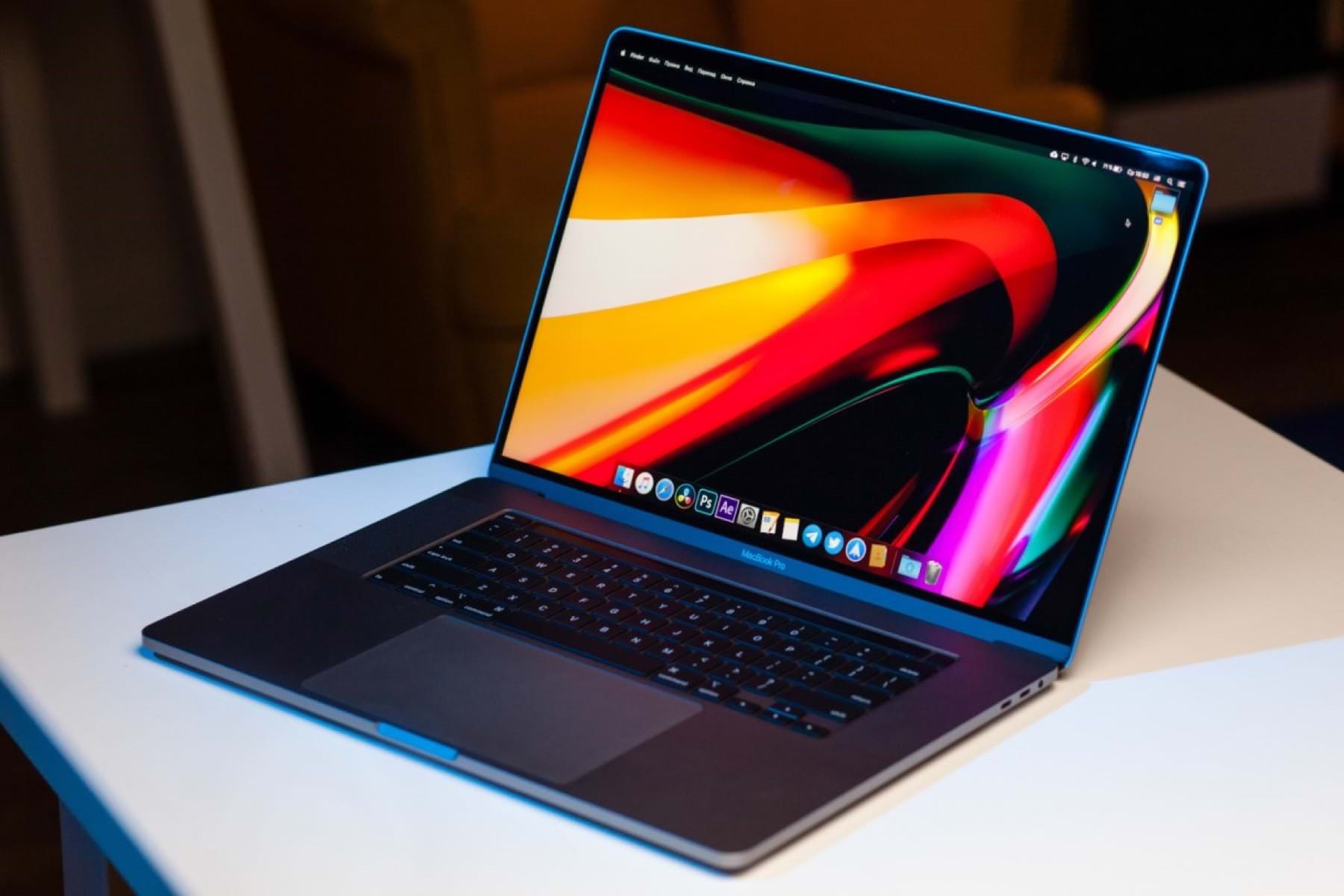 Samsung, MacBook Pro'lar için 90Hz OLED ekran üretimine başladı