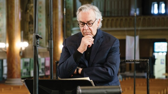 Yüzüklerin Efendisi dizisinin müzklerini Howard Shore yapabilir