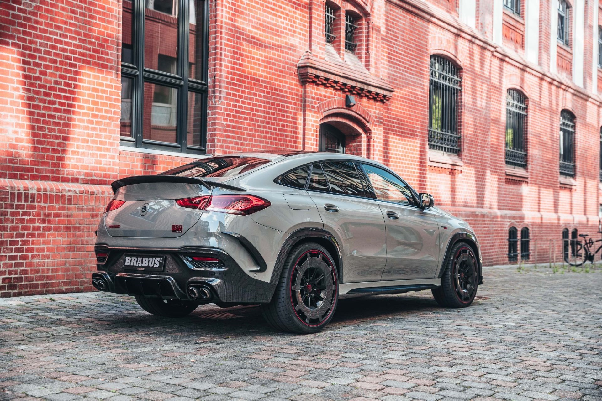 Brabus, AMG GLE 63 S'i 900 beygirlik canavara dönüştürdü