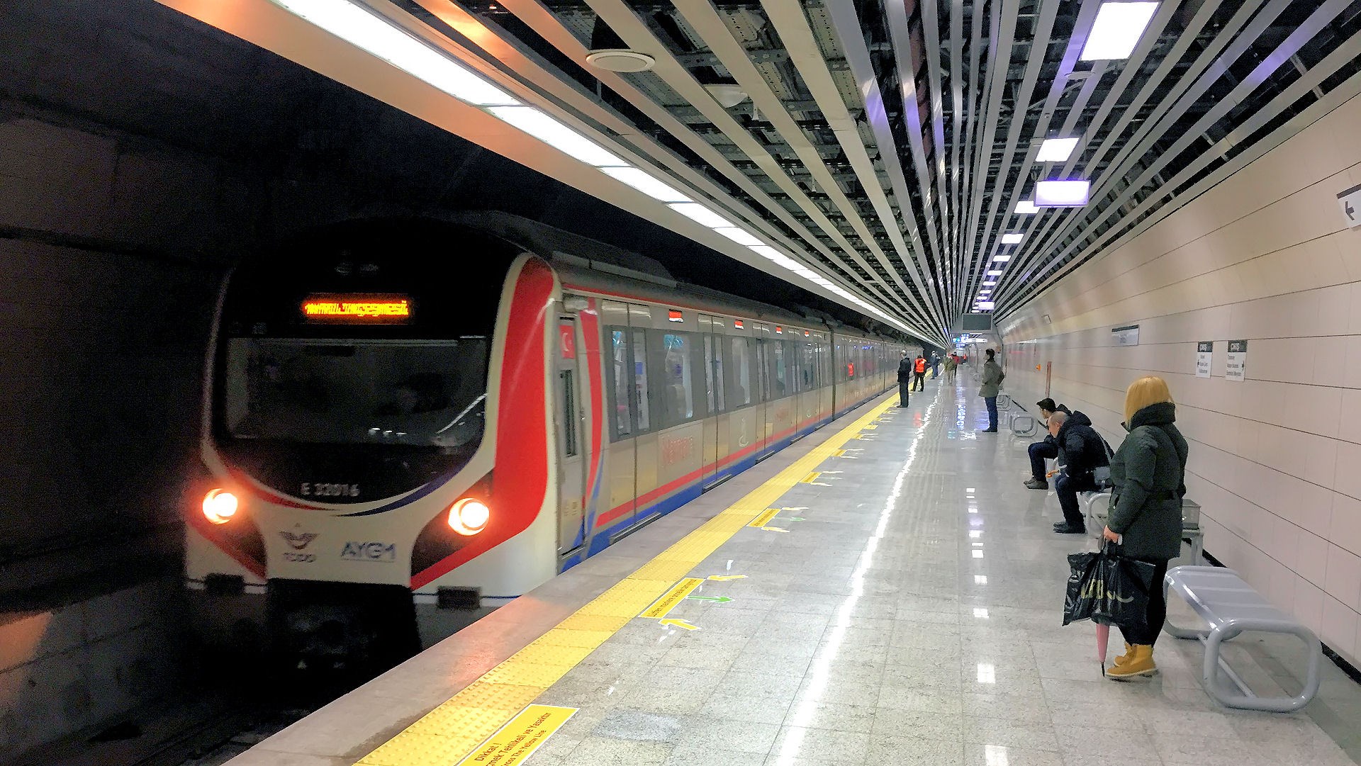 Marmaray'da internet dönemi başlıyor